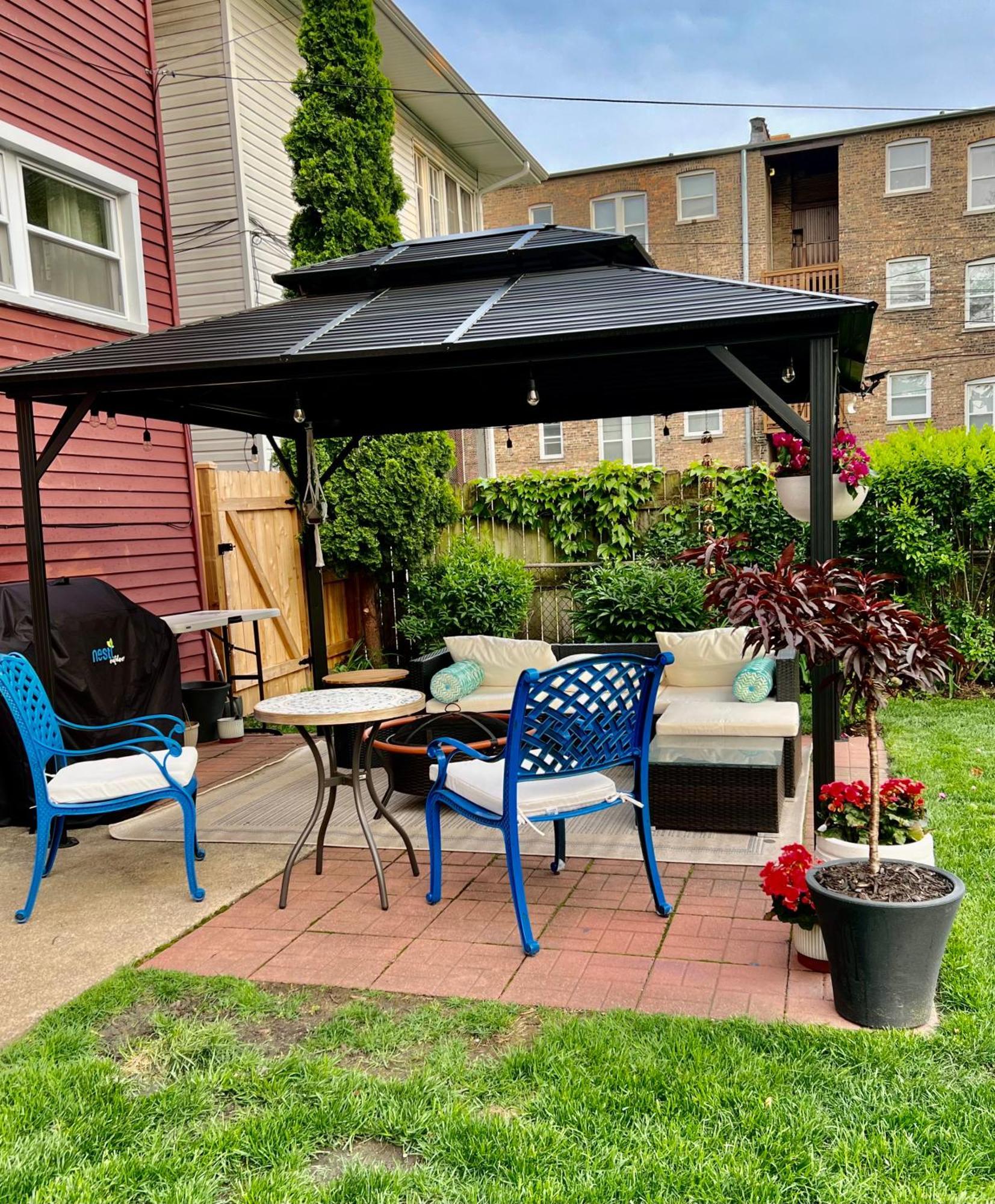 Lovely Vintage 3bd 1ba Perfectly Located Near Public Transit & Chicago